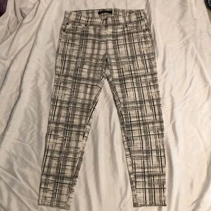 Black and cream leggings